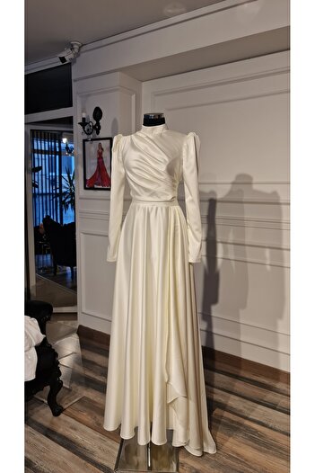 makbuleofficial Ekrubeyaz Satin Fabric with Draped Detail Promise Engagement Wedding Dress