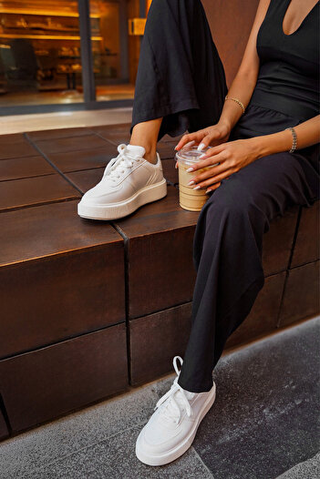 Store Kadın Sneaker Yüksek Taban Bağcıklı Spor Ayakkabı Azin beyaz