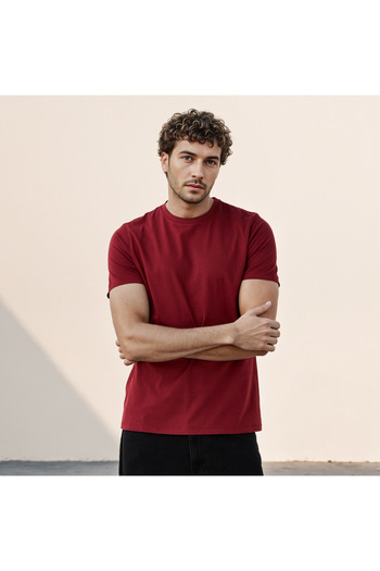 FAV Regular Fit Crew Neck T-shirt