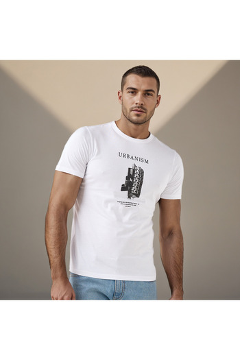 FAV Slim Fit Graphic Print T-shirt