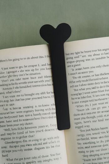 VENON 2 Pieces Heart Love Metal Bookmark Heart-Themed Metal Paper Clips for File Sorting Book Lovers
