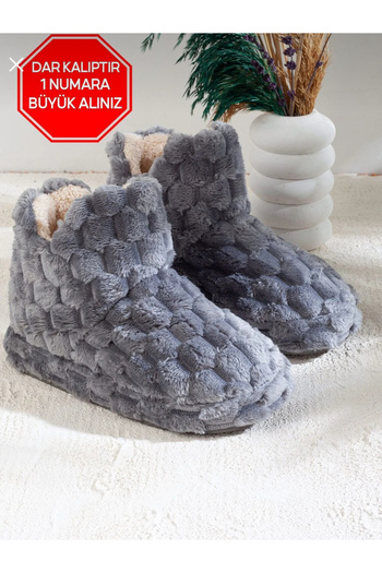 Lion Women's Home Boots