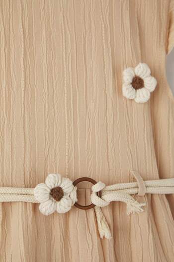 TRENDYOLKIDS Girl's Stone Belt Detailed Flower Appliqued Cotton Woven Short Sleeve Eid Dress Tkdss24El00015