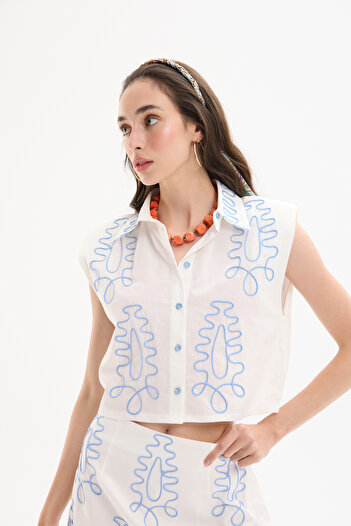 Quzu Ethnic Motif Embroidered Padded Shirt Ecru