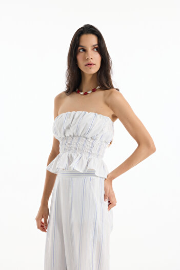 Quzu Gipe Detailed Ruffled Strapless Blouse Ecru