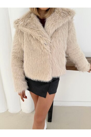 LE CARAMBOLE Women's Stone Button Detailed Lined Fur Coat
