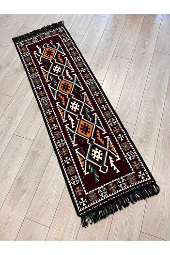 DERAS TEAM TRADITIONAL RUG First Quality