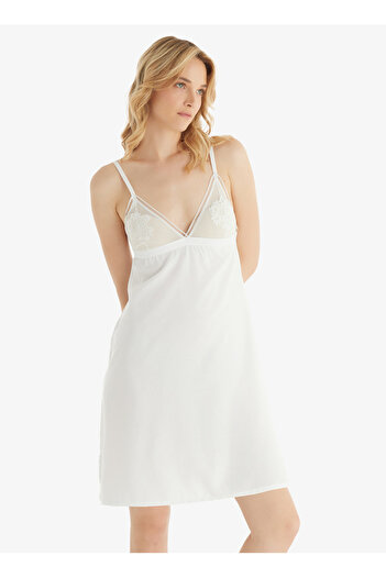 Blackspade Plain White Women's Nightgown 51830
