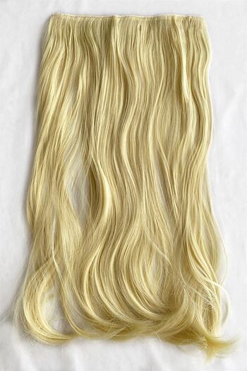 TAKIŞTIR Isıya Dayanıklı Yarımay Çıt Çıt Saç - 613# -platin Sarı - Dalgalı - 60 Cm - 110 gr