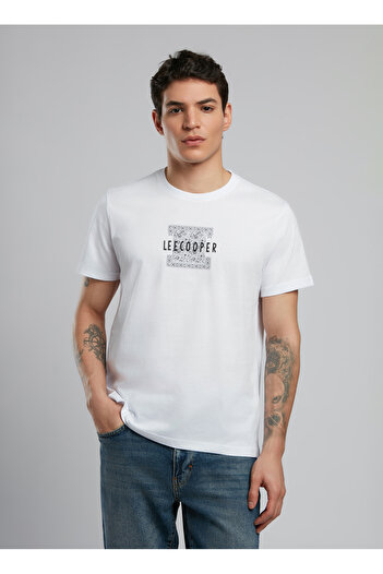 Lee Cooper تي شيرت رجالي أبيض برقبة دائرية 252 LCM 242029 BART WHITE