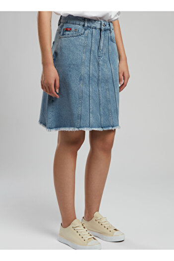 Lee Cooper Standard Waist Women's Straight Standard Skirt 252 Lcf 126004 Kaylie Denim