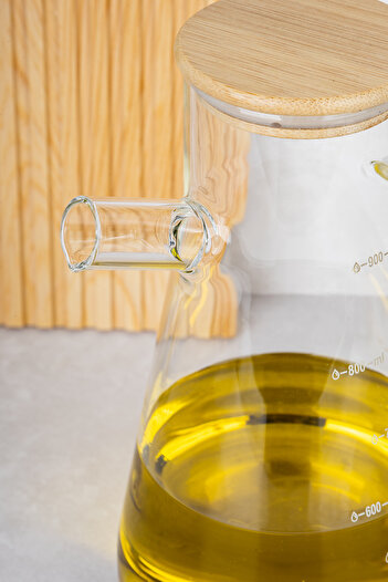DNS HOME 1 Piece Bamboo Vacuum Lid Borosilicate Glass Oil Container Vinegar Container Masterchef Oil Pot 900 ml