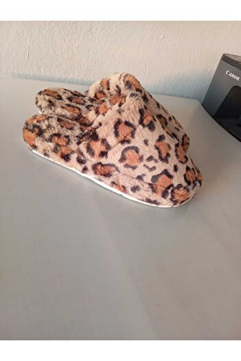 oliviashoes Women's Plush Furry House Slippers