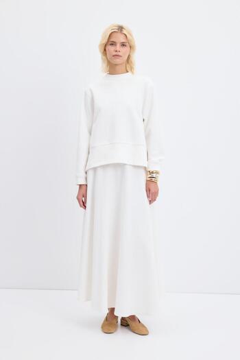 KADRİYE BAŞTÜRK Oversize Side Slit Short Sweatshirt Ecru
