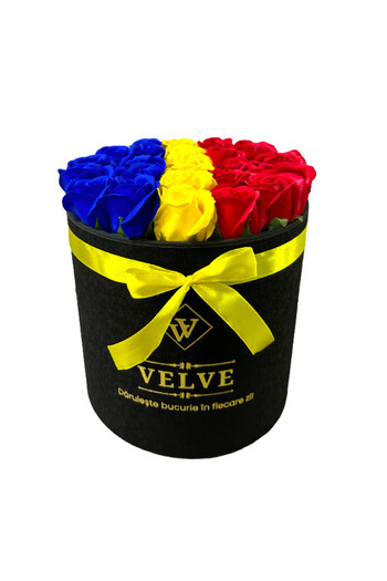 velve Tricolor floral arrangement, the Romanian flag with 25 soap roses, in a round box