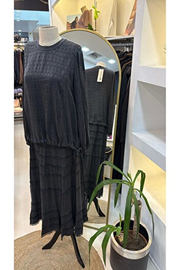 MissWhence Cupro Lace Skirt Set 38025 Anthracite