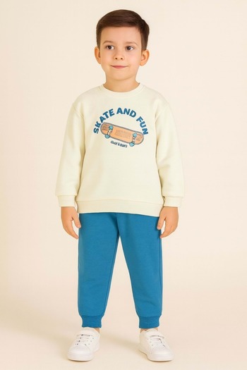 ww waka waka kids store Σετ με εμπριμέ φούτερ και παντελόνι για αγόρια