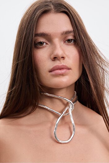 Stradivarius Flexible necklace
