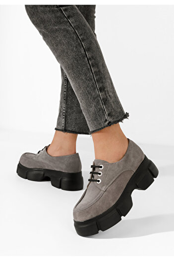 B T Shoes Catarina grey platform casual shoes