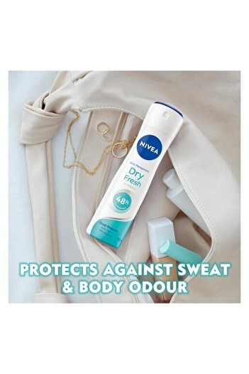 NIVEA Women's Spray Deodorant with Refreshing Scent – 150 ml