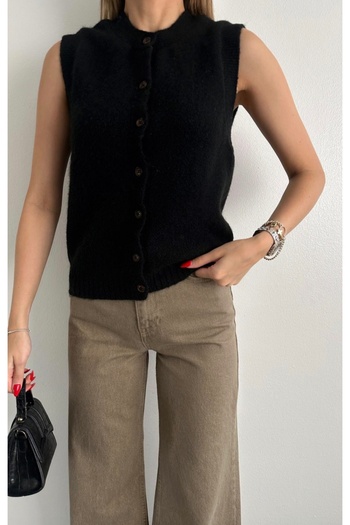 fujya Crew Neck Elite Carla Knitwear Vest