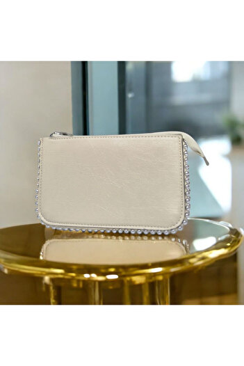 Moda fiesta Women's Shoulder and Hand Bag with Pearl Detail and Chain Strap