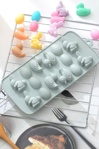 PASTRY PLANET Silicone Chocolate Mold with Rabbit and Egg Figures |   Confectionery, Ice and Dessert Mold