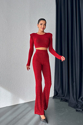 FashionForYou Special occasion outfit, Vayana, cropped top with oversized shoulders and flared pants, Red