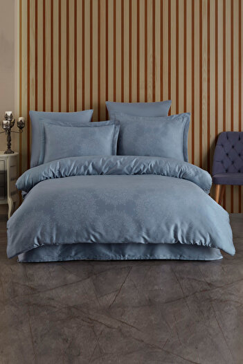 VAROL (Family Size) Liyosel Jacquard Duvet Cover Set - Nothingham Indigo