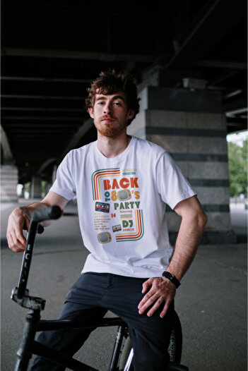 MVRDAR Premium Cotton T-Shirt Retro Vibes