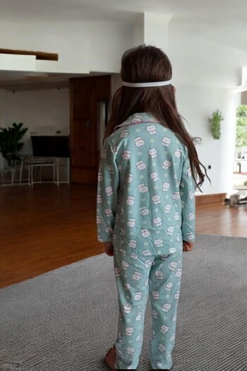 QUB CLUB Girl's Pajama Set