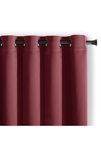 Amelia Home Blackout curtain with classic style rings, Juliette, density 230 g/m2, 140x245 cm, carmine red