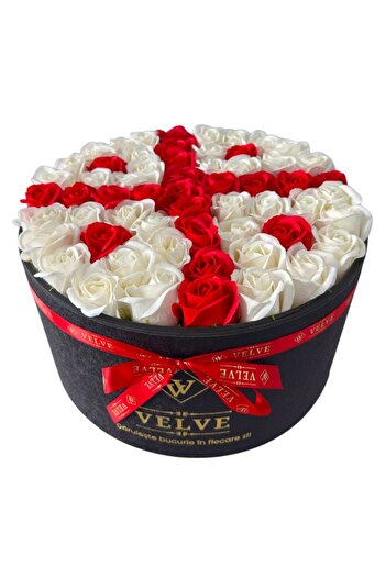 velve Country floral arrangement, in a round box with 55 soap roses, Georgia