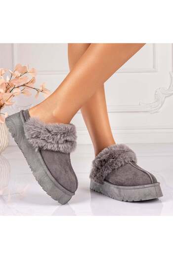 Lush Fashion Women's Fur-lined Suede Loafers