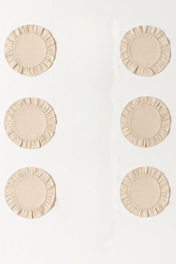 YUNUSOĞLU HOME Cotton Ruffled Placemats Set of 6 American Style 33 cm Diameter Placemats Set of 6