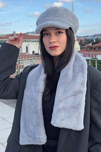 Mavelle Women's Gray Captain Hat |   Hat and Scarf Set of 2 |   Trend Winter Set