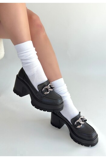 avvasflone Winar Black Leather Padded Heel Shoes