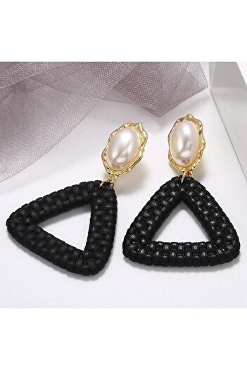 Pursehuit Black earrings, triangle shape, with pearls, Yvette C3
