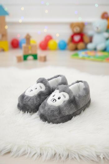 Oksit Checkerboard Patterned Non-Slip Sole Nursery Home School Shoes Baby Kids Slippers Home Boots