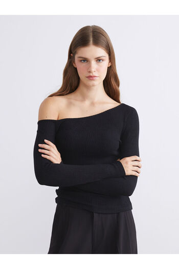LC Waikiki Boat Neck Textured Women's Bodysuit