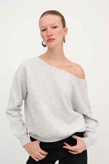 Addax Kayak Neckline Embellished Sweatshirt S1826
