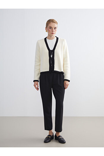 LC Waikiki Ecru V-Neck Lace-Up Women's Knitwear Cardigan