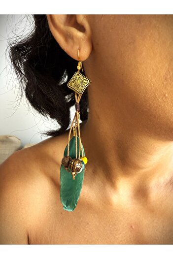 dela otantik Handmade Bohemian Feather and Beaded Earrings – Ethnic Authentic Artistic Design (Not a Pair, Single Earring)