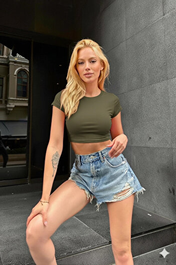hazelin Women's Khaki Collar Short Sleeve Combed Cotton Crop T-Shirt Hzl24S-Zk10271