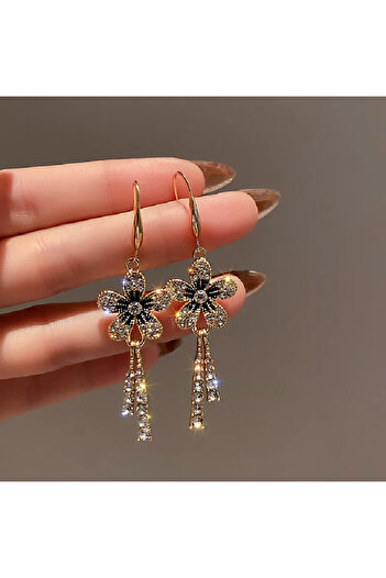 lor Elegant flower earrings with sparkling crystals