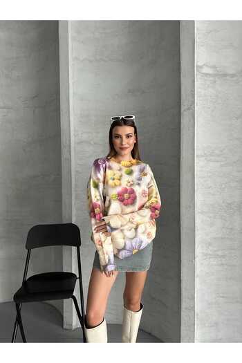 BLUSS Women's Oversize Floral Patterned Sweatshirt – Colorful Spring Motif Long Sleeve