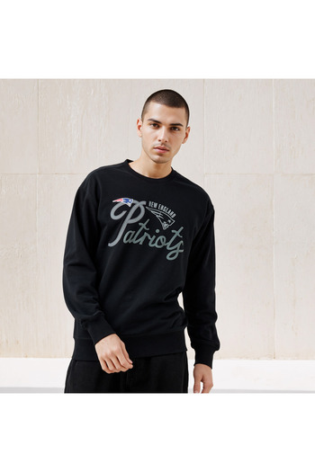 SP Characters New England Patriots Embroidered Sweatshirt