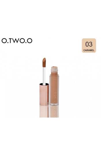O.TWO.O Cosmetics Creamy liquid concealer from O2O