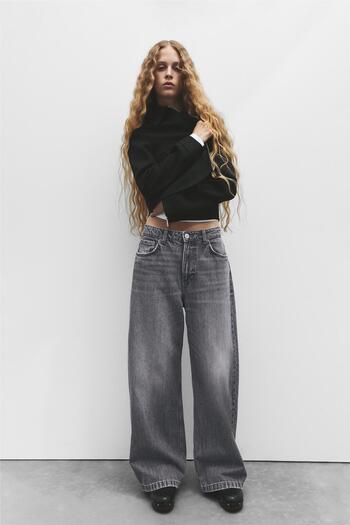 Pull & Bear Mid-rise baggy jeans
