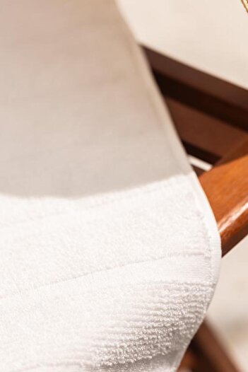 Madame Coco New Season Emele Bath Towel - White